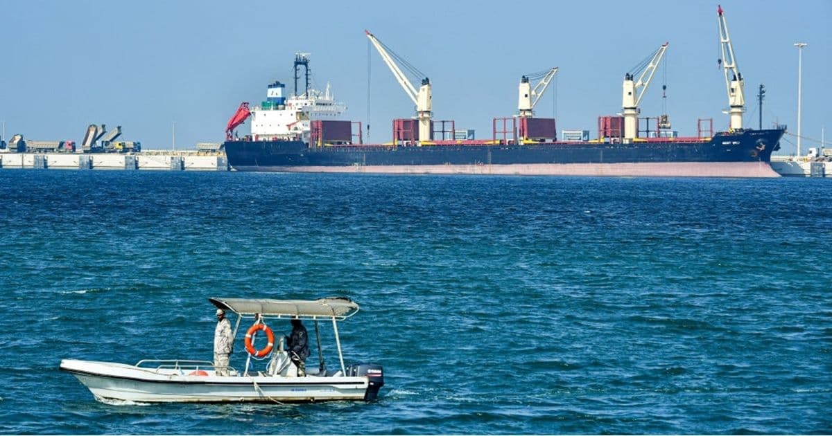 موانئ السعودية تطلق خدمة شحن بين جدة وصلالة وجيبوتي