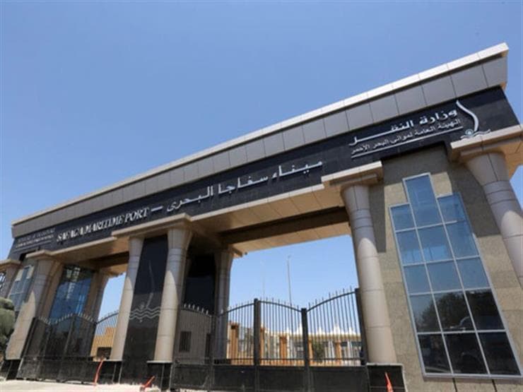 ميناء سفاجا يستقبل 339 طن عجول حية قادمة من جيبوتي
